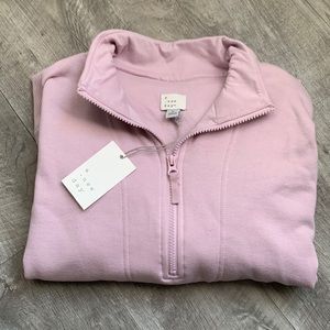 NWT Ladies Cropped Quarter Zip Up